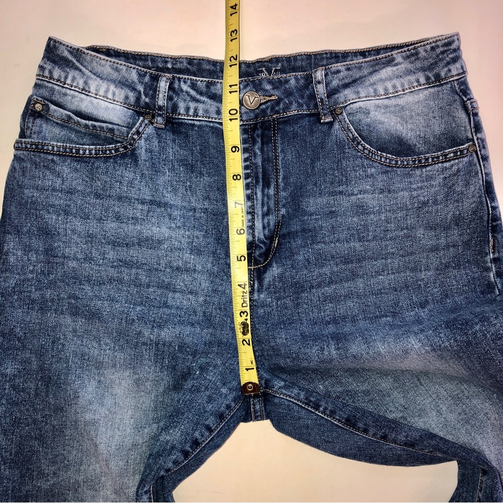 Versace 19.69 Abbigliamento Sportivo SRL Distressed High-Rise Jeans (30/10) - Picture 8 of 17
